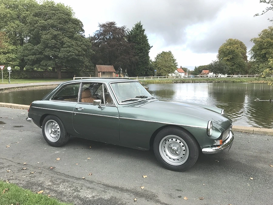 Classic and sports car from CCHL