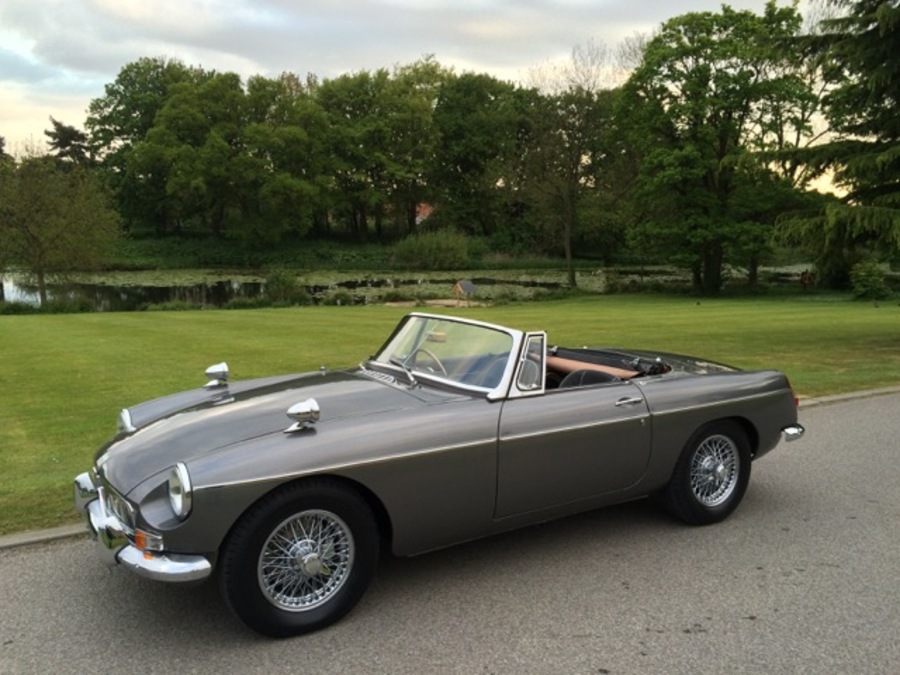 Classic and sports car from CCHL