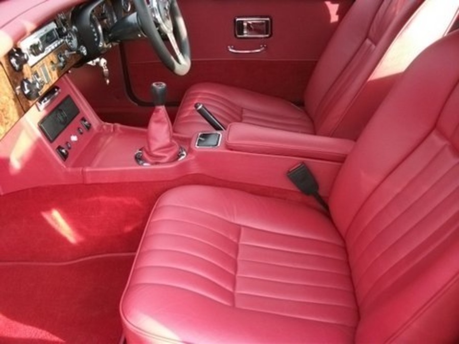 Classic and sports car from CCHL