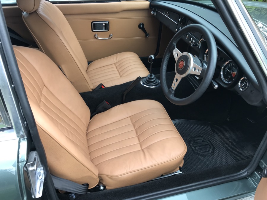 Classic and sports car from CCHL