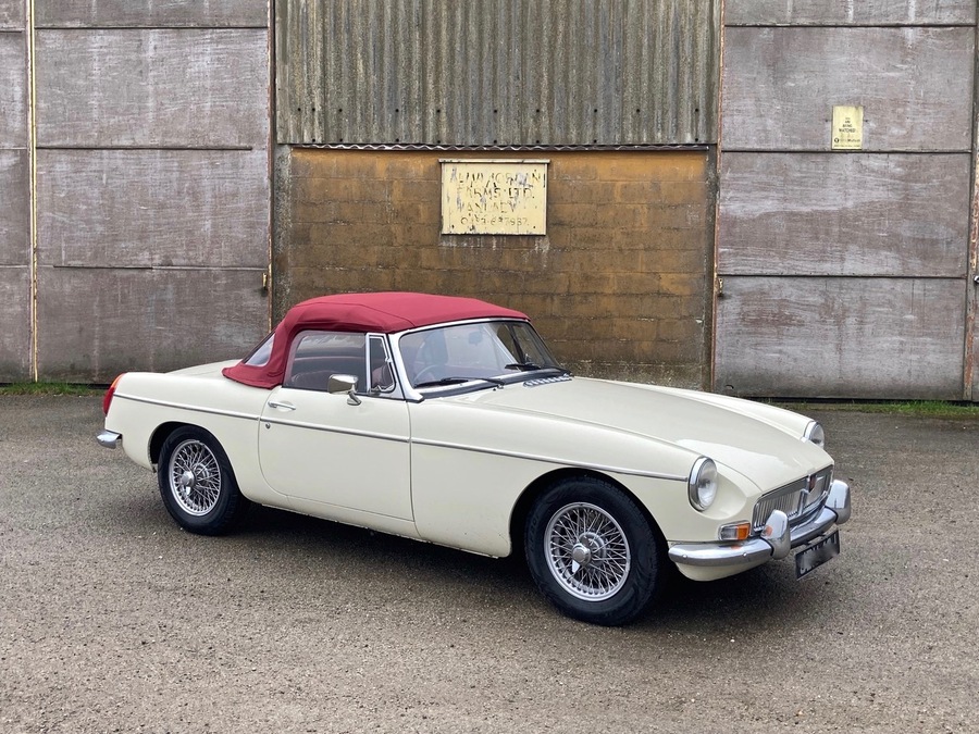 Classic and sports car from CCHL