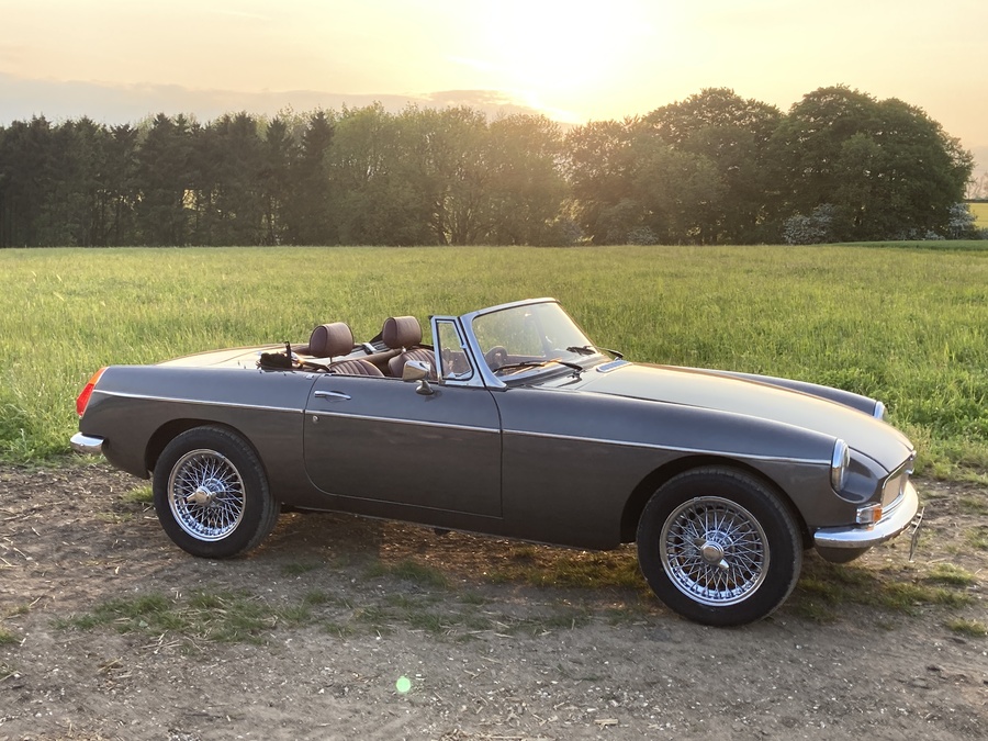 Classic and sports car from CCHL