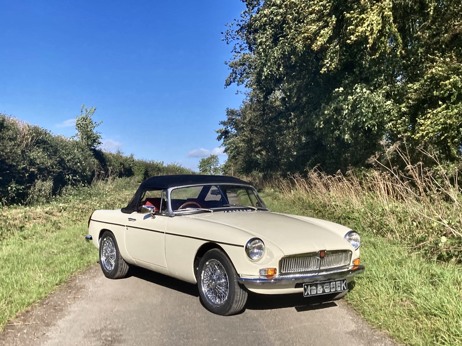 Classic and sports car from CCHL
