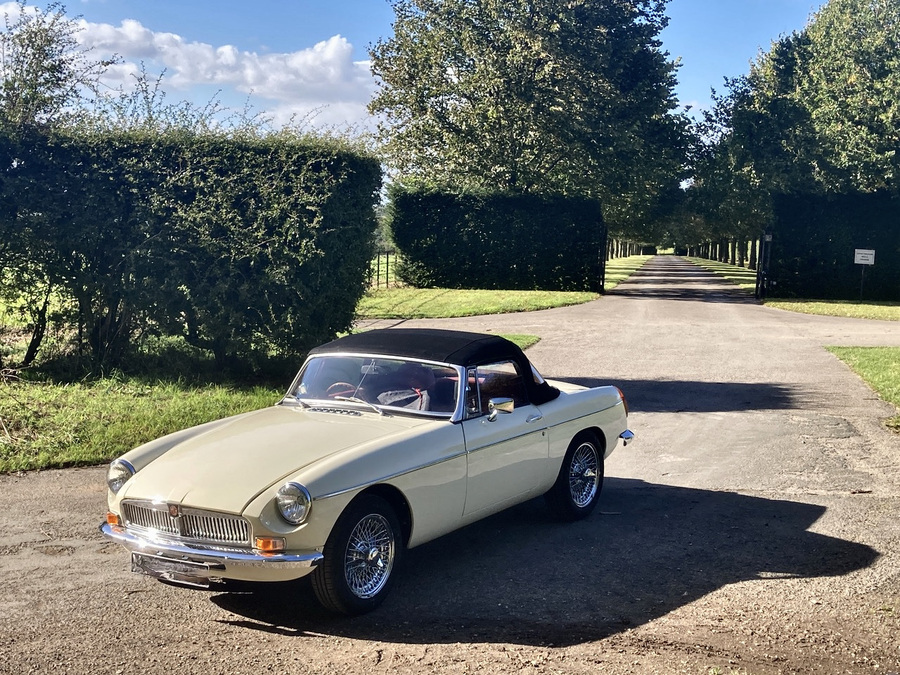Classic and sports car from CCHL