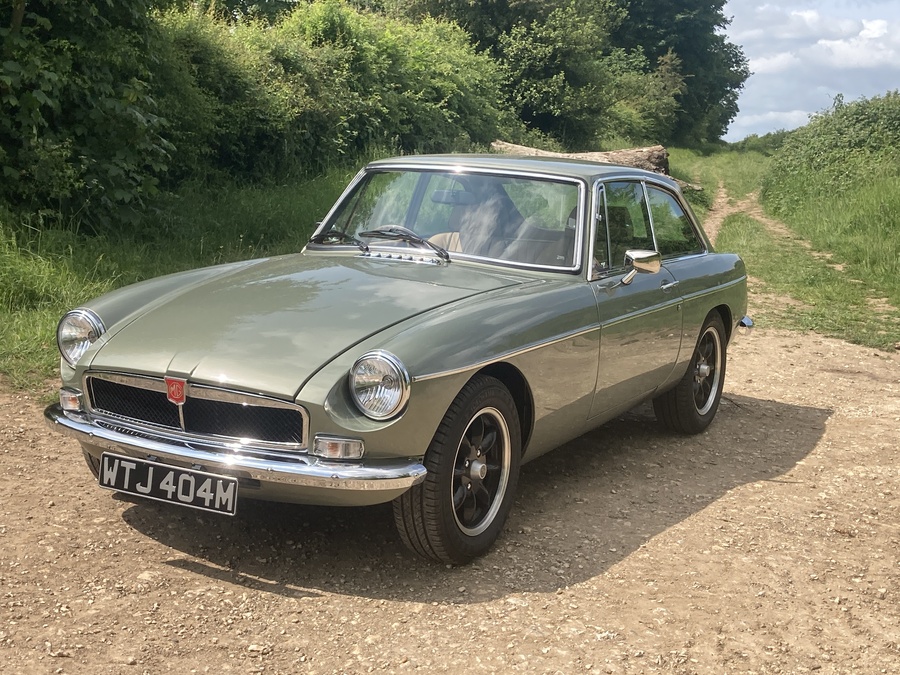 Classic and sports car from CCHL